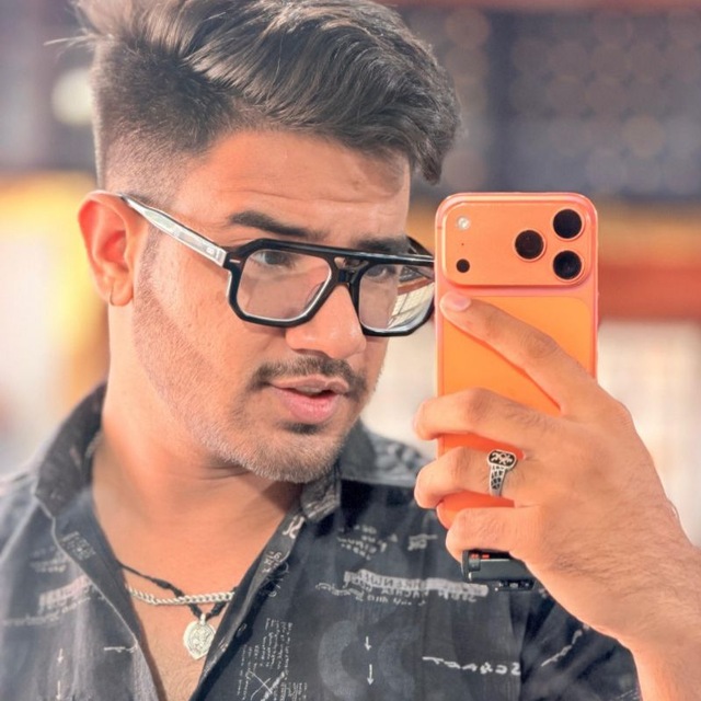 MANISH BHAIYAA